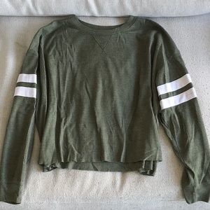 HOLLISTER cropped long sleeve - LIKE NEW